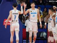 杏彩体育-关于周琦缺阵首钢轻取福建高诗岩16+12山东胜广州的信息