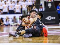 杏彩体育官网入口-叶润峰全场16中4，三分14中2得到10分3板2助1抢断