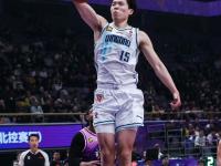 杏彩体育入口-约克8记三分轰31+8+6，浙江男篮战胜辽宁男篮