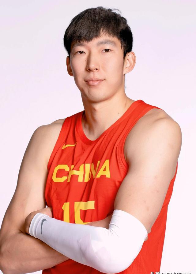 北京男篮实力护航，轻松战胜对手