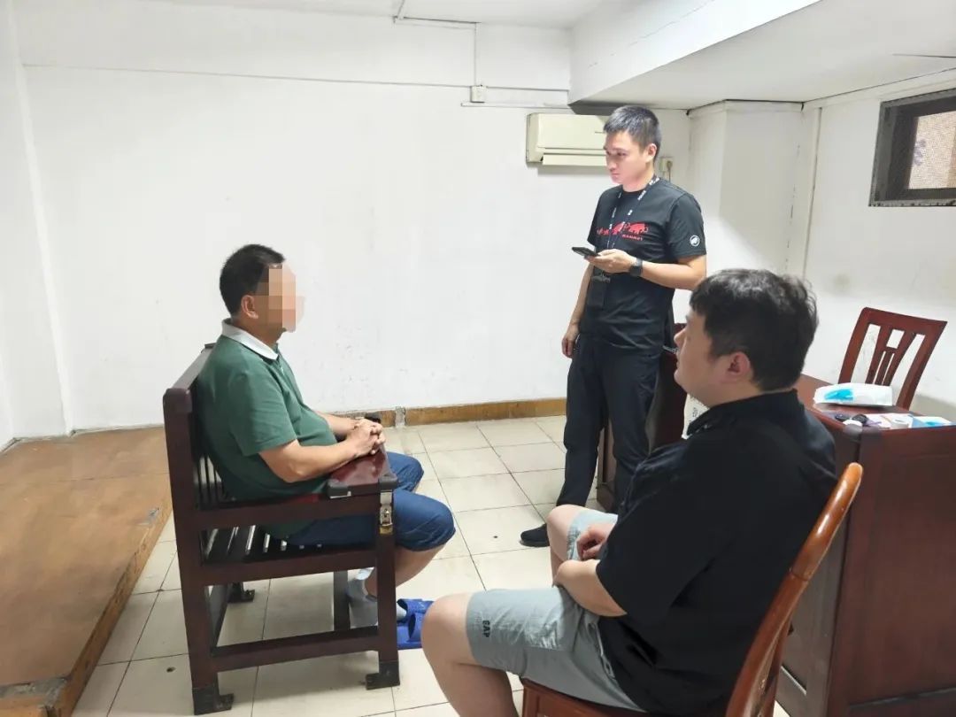 包含苏超中常州输给南京，小恐龙当场气晕被工作人员抬下场的词条
