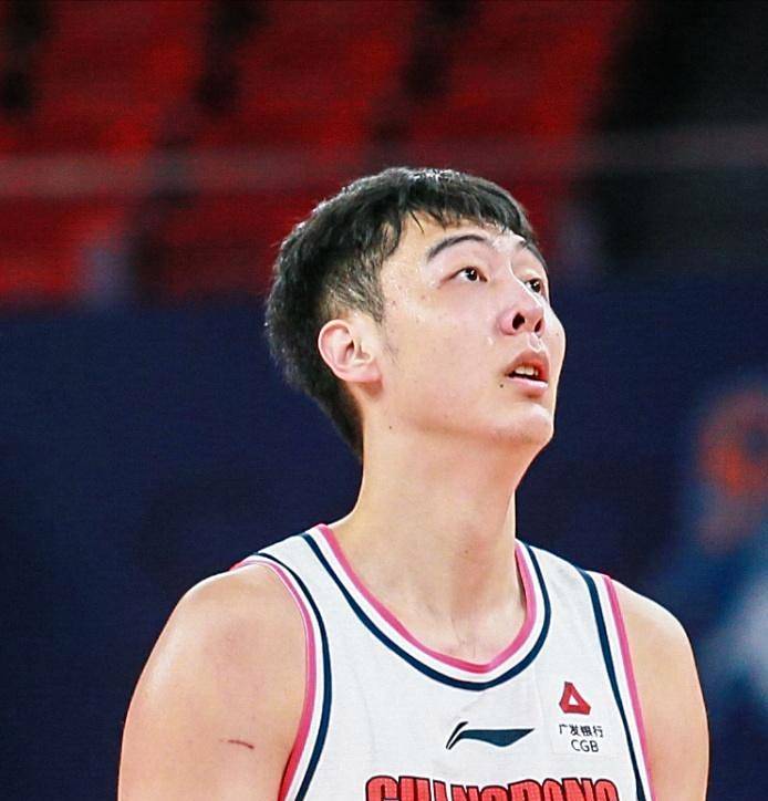 关于原合同还剩2年！22岁张明池离开广东队：打算休息没和其他的信息